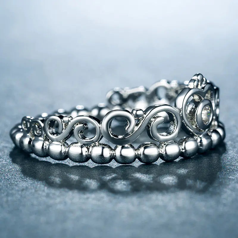 Minimalist Heart Crown Women's Ring with Zircon Jewelry