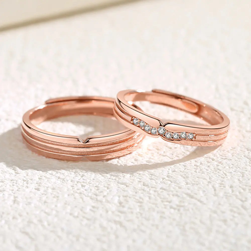Minimalist and Versatile Couples' Rings Design