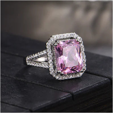 Luxury Delicate Cubic Zirconia Simulated Ring