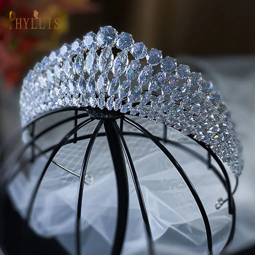 Beautiful Bride Crown Comb Hairpin for Weddings