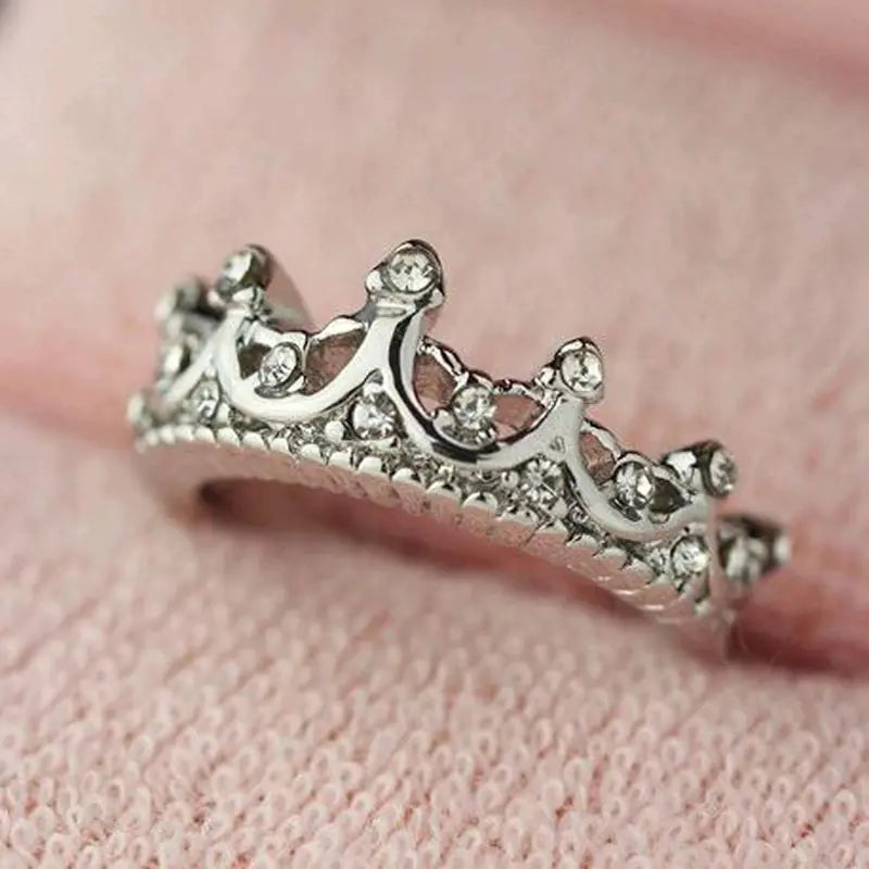 Crown Ring - Stylish and Unique Fashion Ring