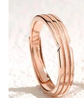 Minimalist and Versatile Couples' Rings Design