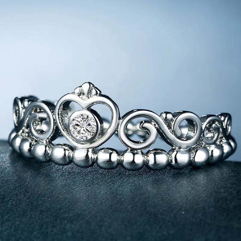 Minimalist Heart Crown Women's Ring with Zircon Jewelry