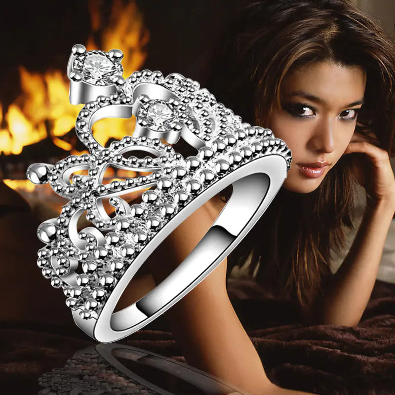 Princess Crown Ring with 925 Silver and Zirconia
