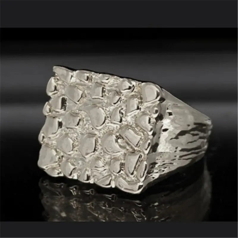 Gold Geometric Square Pattern Ring for Elegant Style