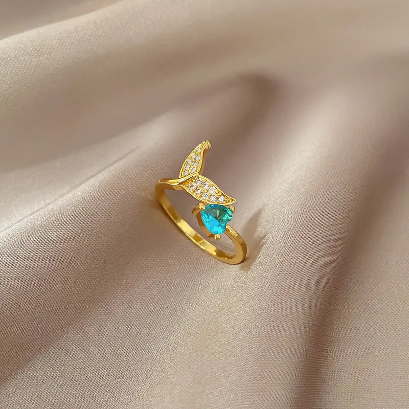 Geometric Design Gold-Plated Diamond Ring for Women