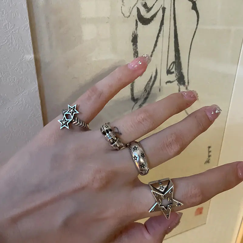 Retro Small People Luxury Personality Ring