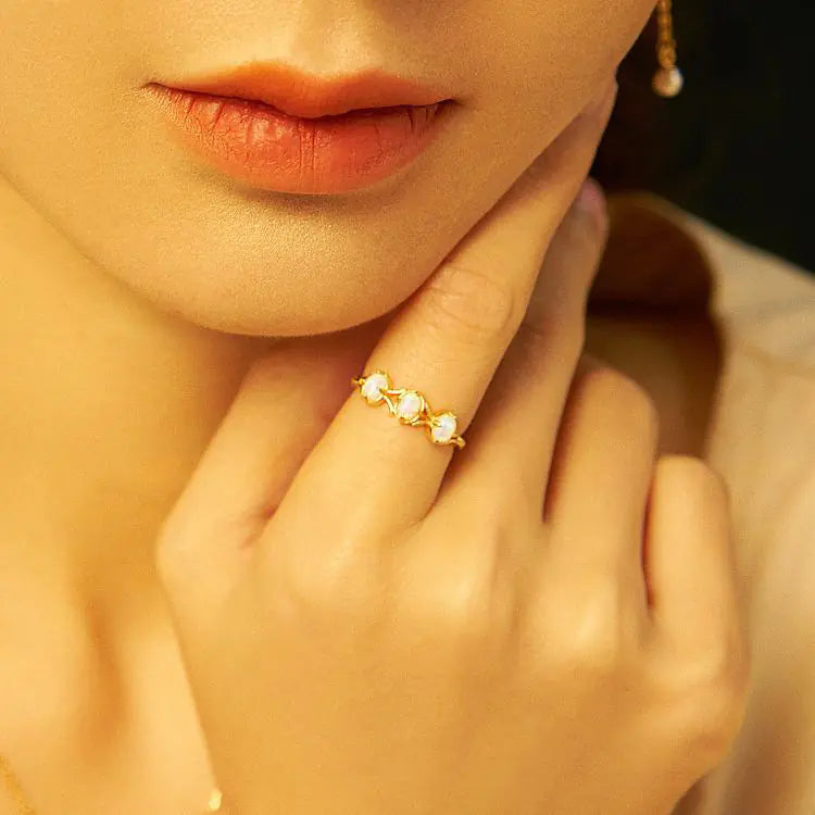 Retro Gold-Plated Opal Ring for Women