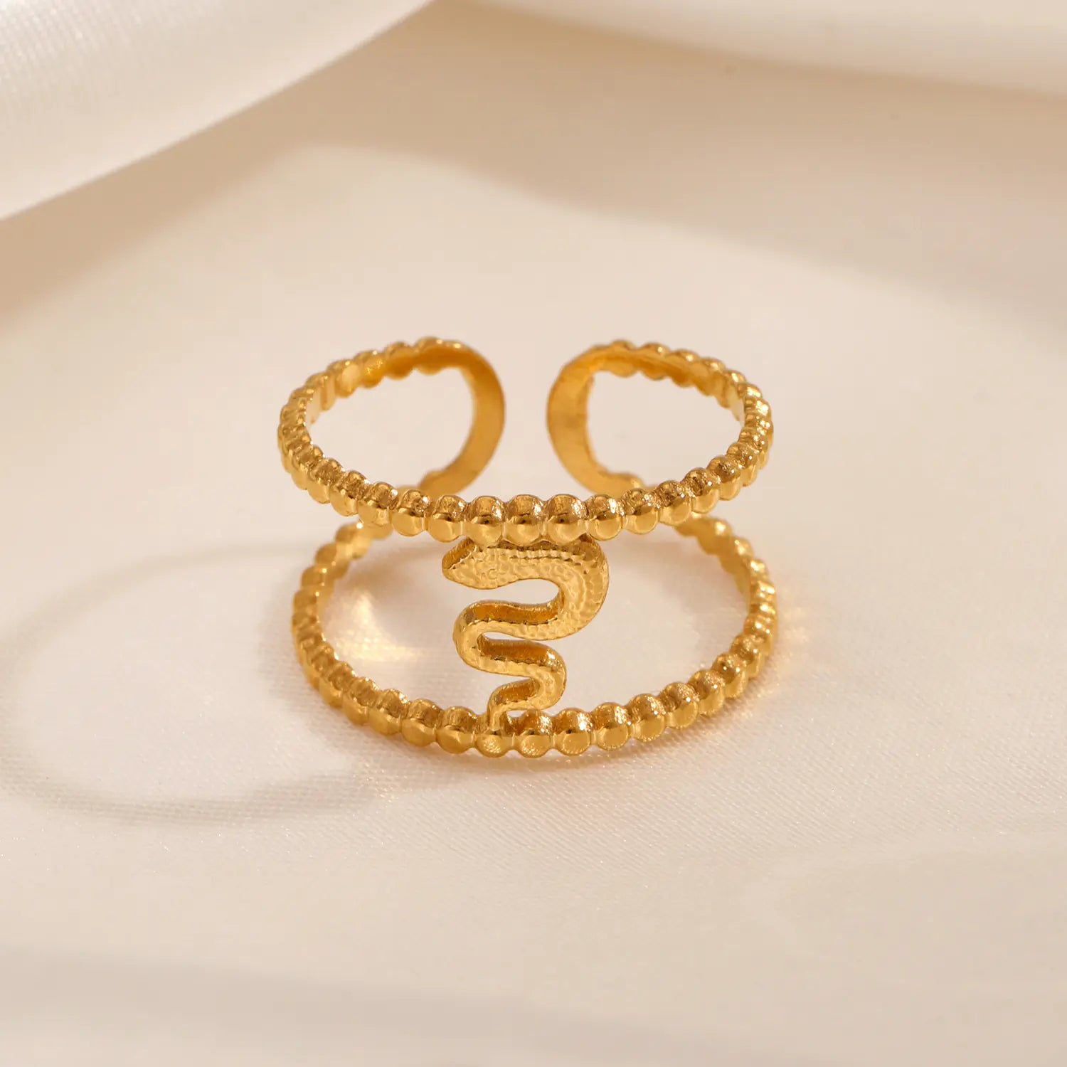 Fashionable Snake-Shaped Stainless Steel Ring for Women