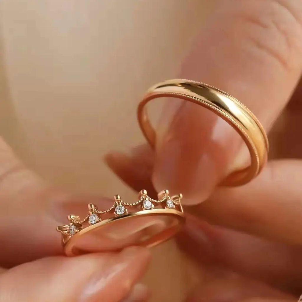Princess Crown Couple Ring with Special-Interest Design
