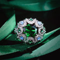 "King's Luxury Emerald Gemstone Ring for All Lives"