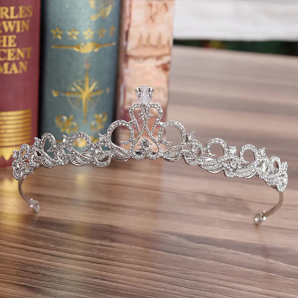 H1098 Korean Style Zirconia Crown Bridal Headpiece