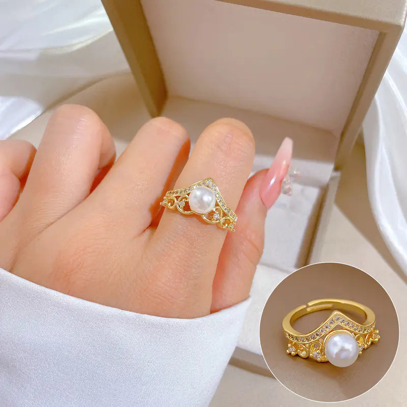 Geometric Design Gold-Plated Diamond Ring for Women