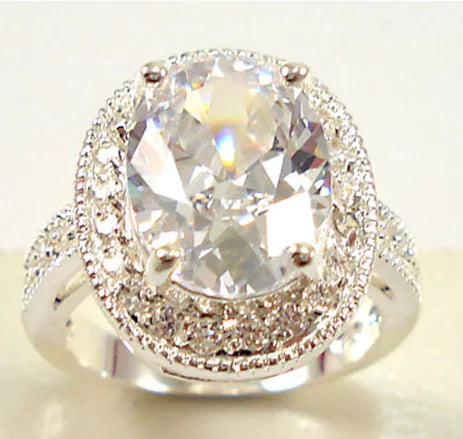 Personalized Garnet Ring for Women's Fashion