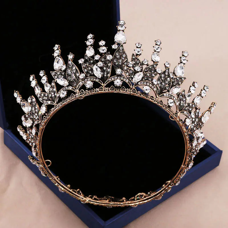 Vintage European Style Bridal Crown Hair Accessory