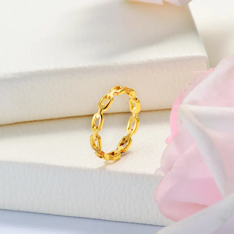2020 Fashionable 18K Gold-Plated Square Ring for Women