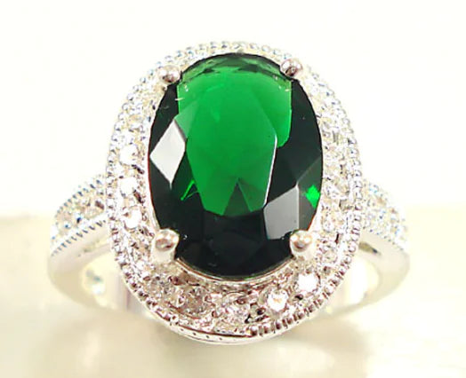 Personalized Garnet Ring for Women's Fashion