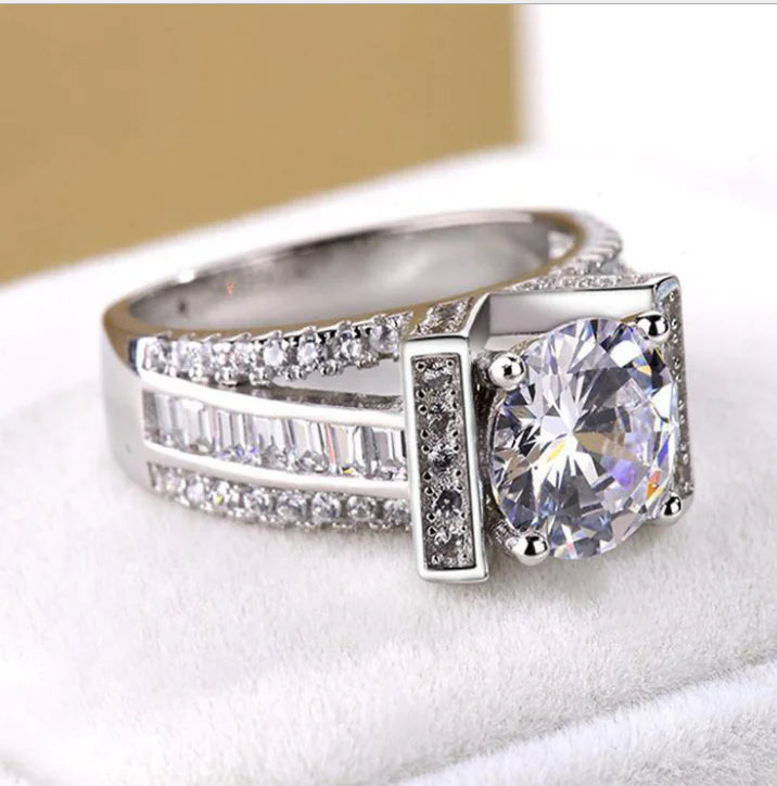 Fashion Zircon Ring for Women and Couples Jewelry