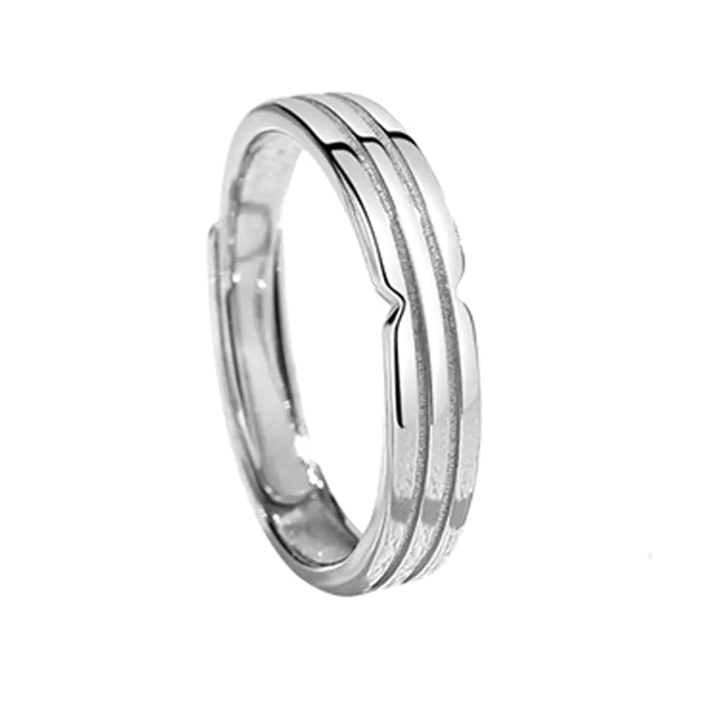 Minimalist and Versatile Couples' Rings Design