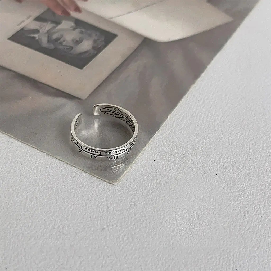 Vintage Silver Ring for Women - Stylish & Simple Design