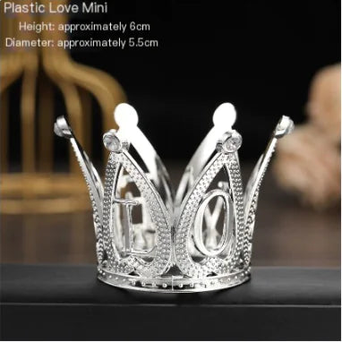 Wholesale Plastic Mini Crown Decor for Kids' Cakes